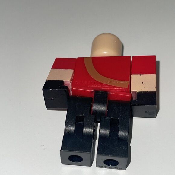 Roblox Action Figures Lot Of 6 Sushi Chef Celebrity Dynamo No Codes - Picture 11 of 13